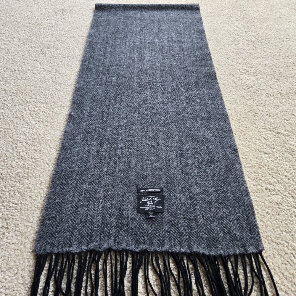 Gilded Age 100% Merino Wool Herringbone Grey Black Fringe Scarf - Picture 4 of 7